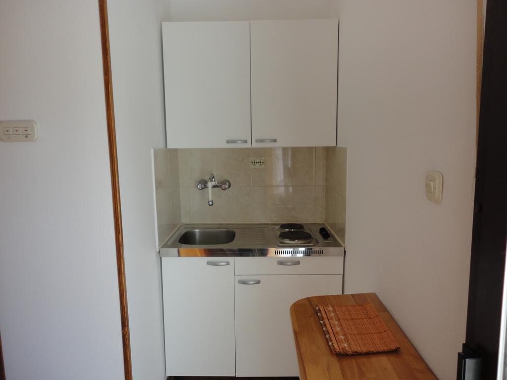Guesthouse Apartment Bozica Bol Camera foto