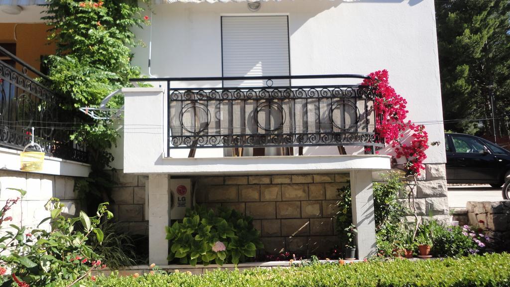 Guesthouse Apartment Bozica Bol Camera foto