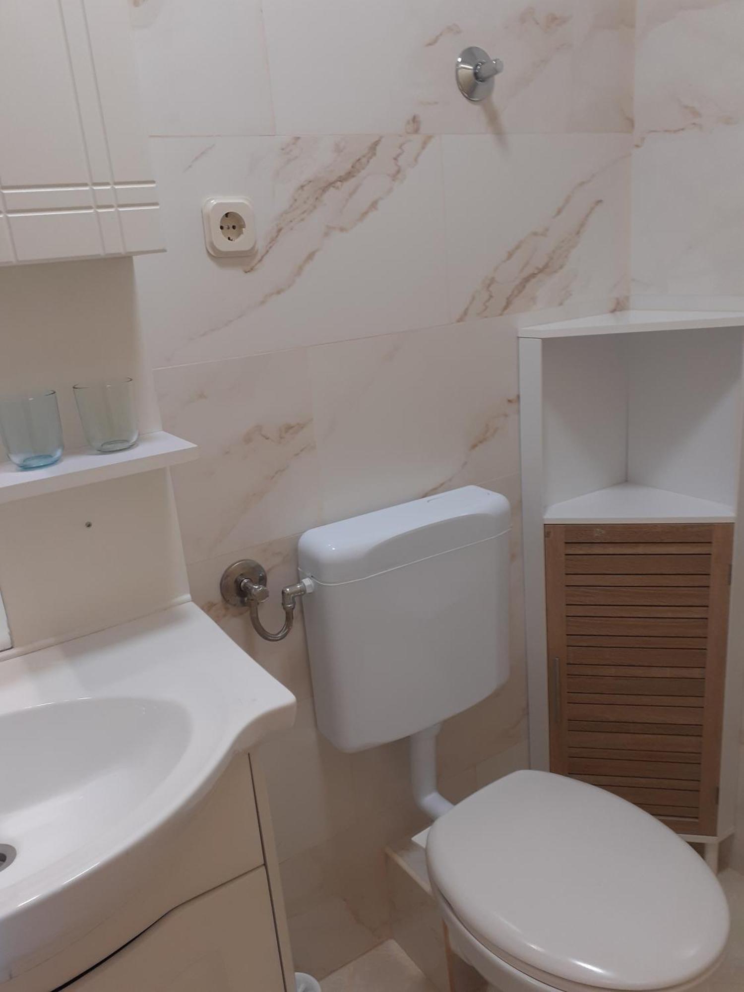 Guesthouse Apartment Bozica Bol Esterno foto