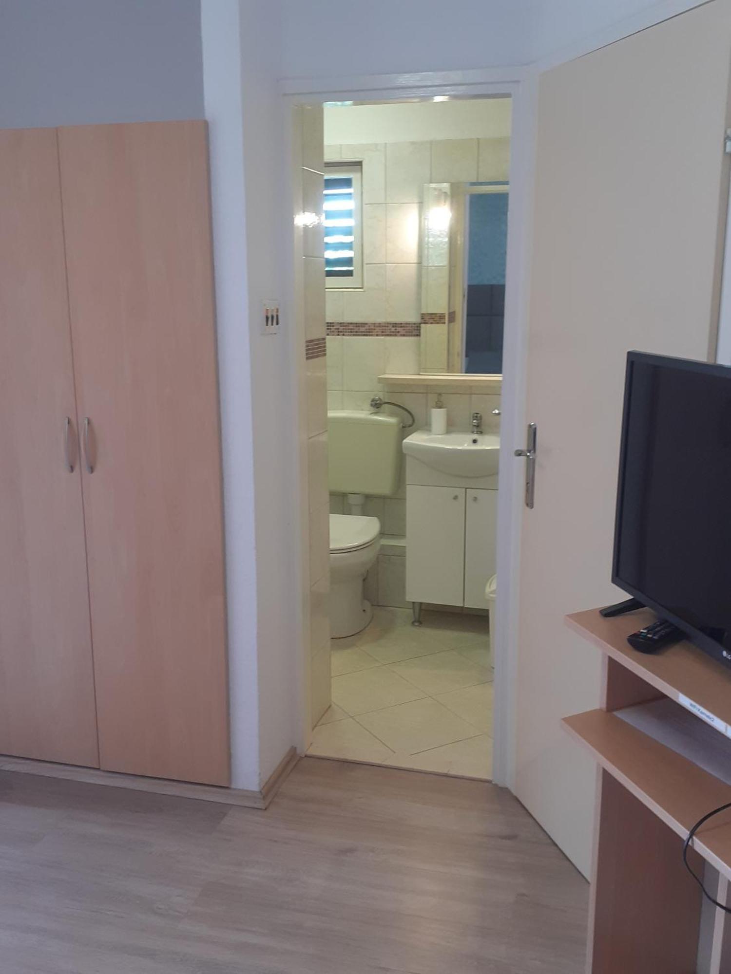 Guesthouse Apartment Bozica Bol Esterno foto